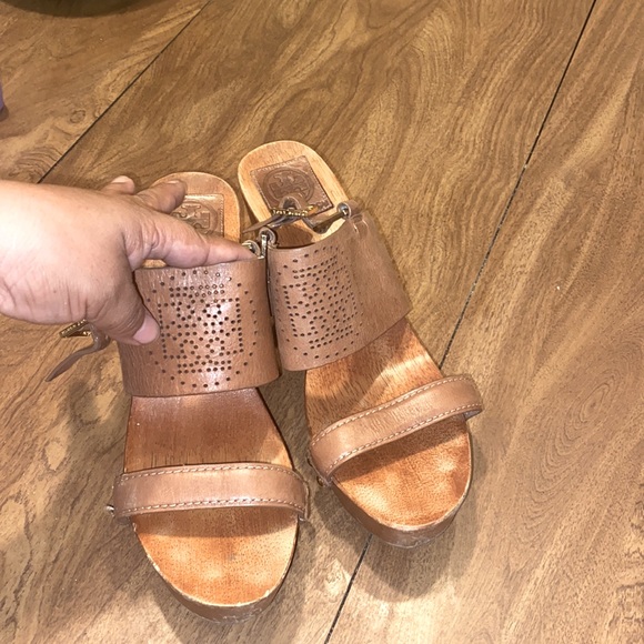 🍁 Tory Burch 🍁 - Picture 2 of 10